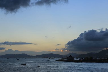 1 Temmuz 2012 Victoria Tepesi 'nden Batı Kowloon manzarası