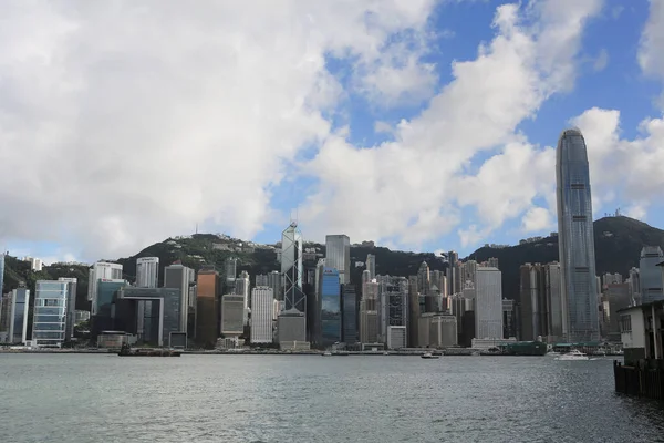 2012年7月1日香港ビクトリア港のスカイラインパノラマ — ストック写真