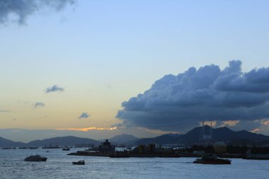 1 Temmuz 2012 Victoria Tepesi 'nden Batı Kowloon manzarası