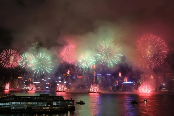 Juli 2012 Hongkongs Skyline Ovanför Victorias Hamn — Stockfoto