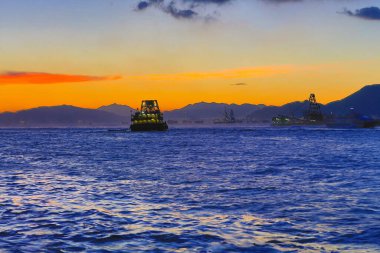 Victoria Limanı, 4 Temmuz 2012 'de Hong Kong Adası' nın batı tarafından görülüyor.