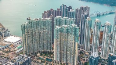 LOHAS Park, 3 Nisan 2022 tarihinde Hong Kong 'da kurulmuş bir deniz kenarı yerleşim yeridir.