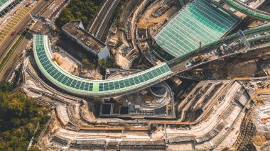 Karayolu ve köprüsünün Lam Tin Tüneli İnşaatı. 4 Aralık 2022