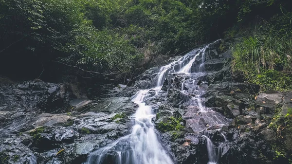 TKO 'da Siu Chik Sha Şelalesi, hk