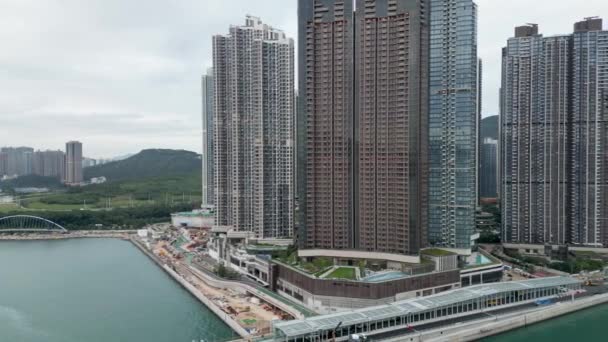 Lohas Park Είναι Ένα Χονγκ Κονγκ Παραθαλάσσια Οικιστική Ανάπτυξη Δεκ — Αρχείο Βίντεο