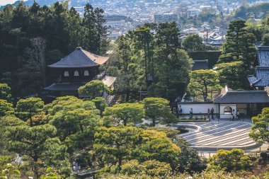 Japonya, Kyoto 'daki ünlü Ginkaku Ji' nin bulutlu manzarası 12 Nisan 2012