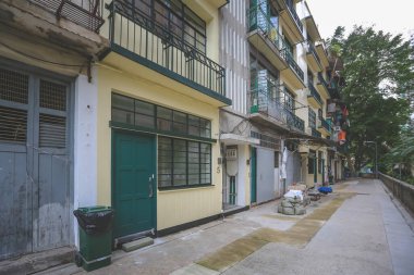 23 Eylül 2012 Central Hong Kong 'daki Tong Lau.