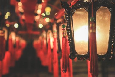 23 Eylül 2012 Çin tapınağındaki sönük fenerler, Hong Kong