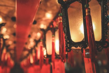 23 Eylül 2012 Çin tapınağındaki sönük fenerler, Hong Kong