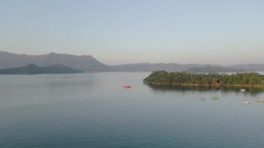 Wu Kai Sha Sahili 'nin manzarası 23 Aralık 2022