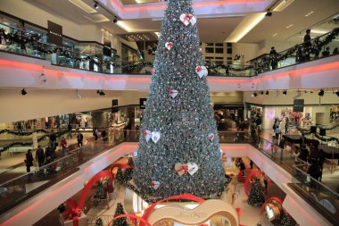 Bir Noel ağacı festivali alışveriş merkezi, Hong Kong. 28 Kasım 2012