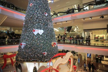 Bir Noel ağacı festivali alışveriş merkezi, Hong Kong. 28 Kasım 2012