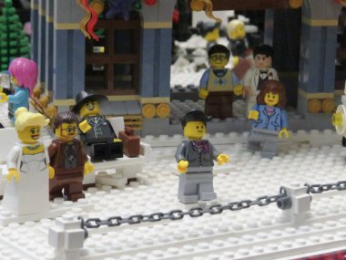 Şehir binası oyuncaklarla, lego bloklarından yapılmış 24 Kasım 2012