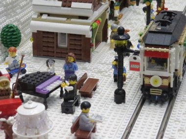 Şehir binası oyuncaklarla, lego bloklarından yapılmış 24 Kasım 2012