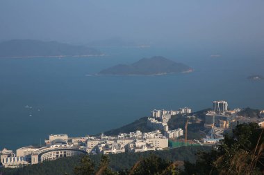 bir kampüs HK Bilim ve Teknoloji Üniversitesi