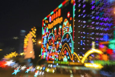 9 Aralık 2012, Victoria Limanı 'nın batışı, Hung Hom ve North Point arasında.