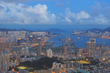 7 Temmuz 2012 Hong Kong 'daki Mega konut binaları