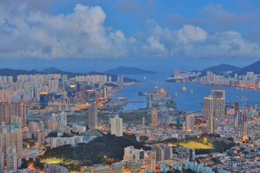 7 Temmuz 2012 Hong Kong 'daki Mega konut binaları