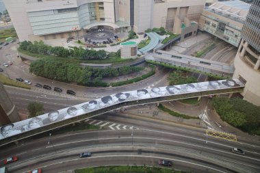 13 Oct 2012 the graphic display on the roof of the pedestrian walkway