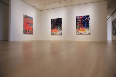 13 Oct 2012 the Artist collection in a art museum, hk