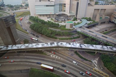 13 Oct 2012 the graphic display on the roof of the pedestrian walkway