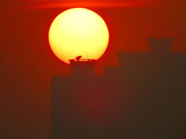 5 Jan 2013 the Sunrise over downtown at hong kong