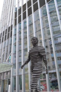 10 Feb 2013 the statues art modern mand at kwun tong