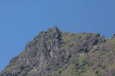 26 Sept 2007 hiking trail and radio station at Kowloon Peak, Hong Kong