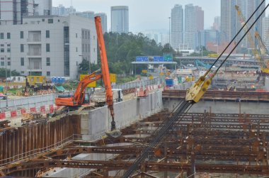 Hong Kong 'daki inşaat sahasında.