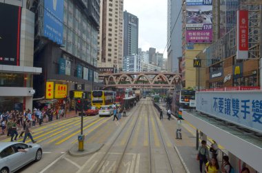 11 Mayıs 2013 Causeway Körfezi 'ndeki ünlü tramvaylarla şehir manzarası