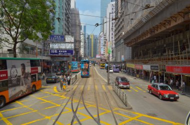 11 Mayıs 2013 Wan Chai, Hk 'deki ünlü tramvaylarla şehir manzarası