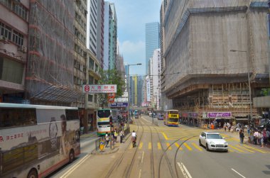 11 Mayıs 2013 Wan Chai, Hk 'deki ünlü tramvaylarla şehir manzarası