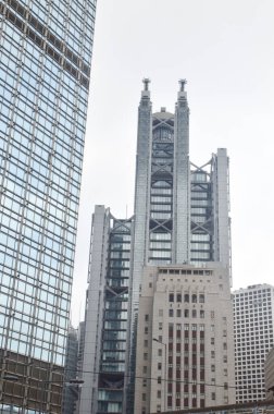 18 Mayıs 2013 'te Central Hong Kong' daki finansal bölgenin ufuk çizgisi