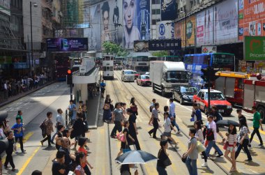 18 Mayıs 2013 Causeway Körfezi 'nde ünlü tramvaylı şehir manzarası.
