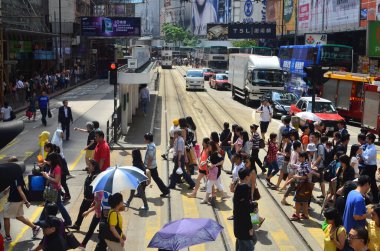 18 Mayıs 2013 Causeway Körfezi 'nde ünlü tramvaylı şehir manzarası.
