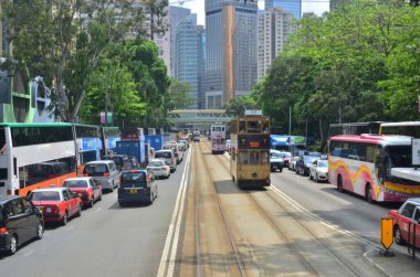 18 Mayıs 2013 Causeway Körfezi 'nde ünlü tramvaylı şehir manzarası.