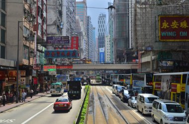 18 Mayıs 2013 Causeway Körfezi 'nde ünlü tramvaylı şehir manzarası.