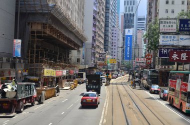 18 Mayıs 2013 Causeway Körfezi 'nde ünlü tramvaylı şehir manzarası.