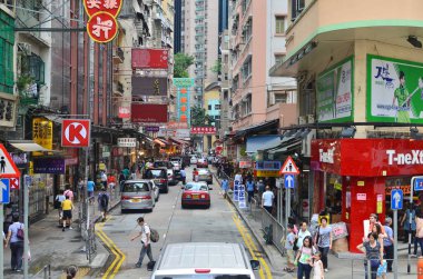 18 Mayıs 2013 Wan Chai, Hk 'deki ünlü tramvaylı şehir manzarası.
