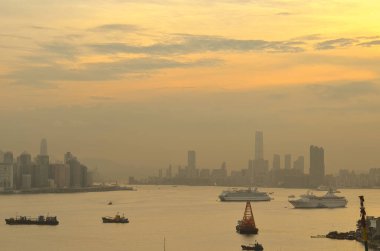 21 Mayıs 2013 Kwun Tong Tsai Wan 'da Hong Kong Skyline' ı