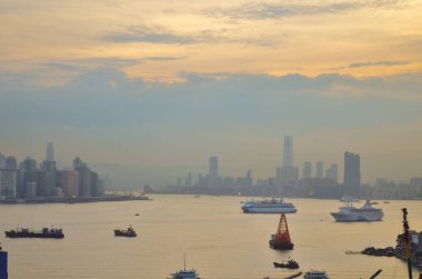 21 Mayıs 2013 Kwun Tong Tsai Wan 'da Hong Kong Skyline' ı