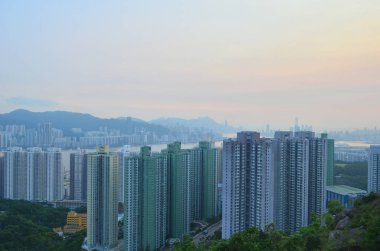 12 Temmuz 2013 'te Lam tin Kwun Tong' da bir halk evi.