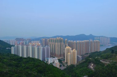 12 Temmuz 2013 Tiu Keng Leng 'deki modern iskan binası.