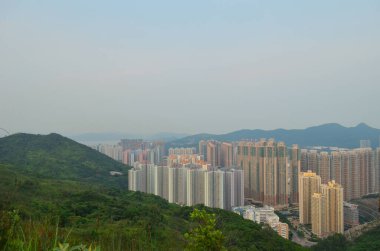 12 Temmuz 2013 Tiu Keng Leng 'deki modern iskan binası.