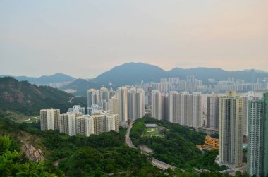 12 Temmuz 2013 Tiu Keng Leng 'deki modern iskan binası.