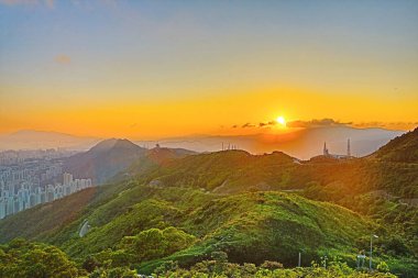 a landscape of Jat Incline, kowloon peak, hk