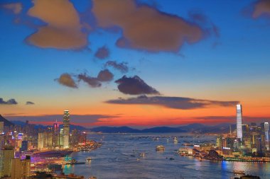 metropolitan Skyline, View from the Red Incense Burner Summit 31 May 2013
