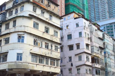 Streets old buildings view, intersection of To Kwa Wan 28 July 2013