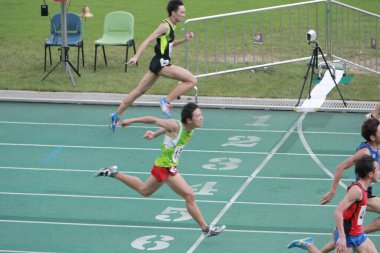 19 may 2013 Racers on track, the Hong Kong Velodrome