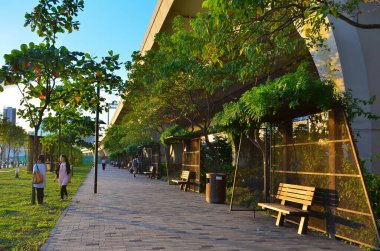 2013 Aug 8 The Waterfront Boardwalk in Kwun Tong Promenade